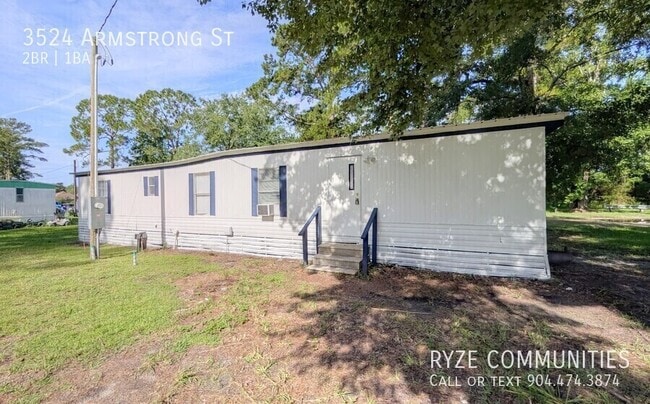 Building Photo - 3524 Armstrong St