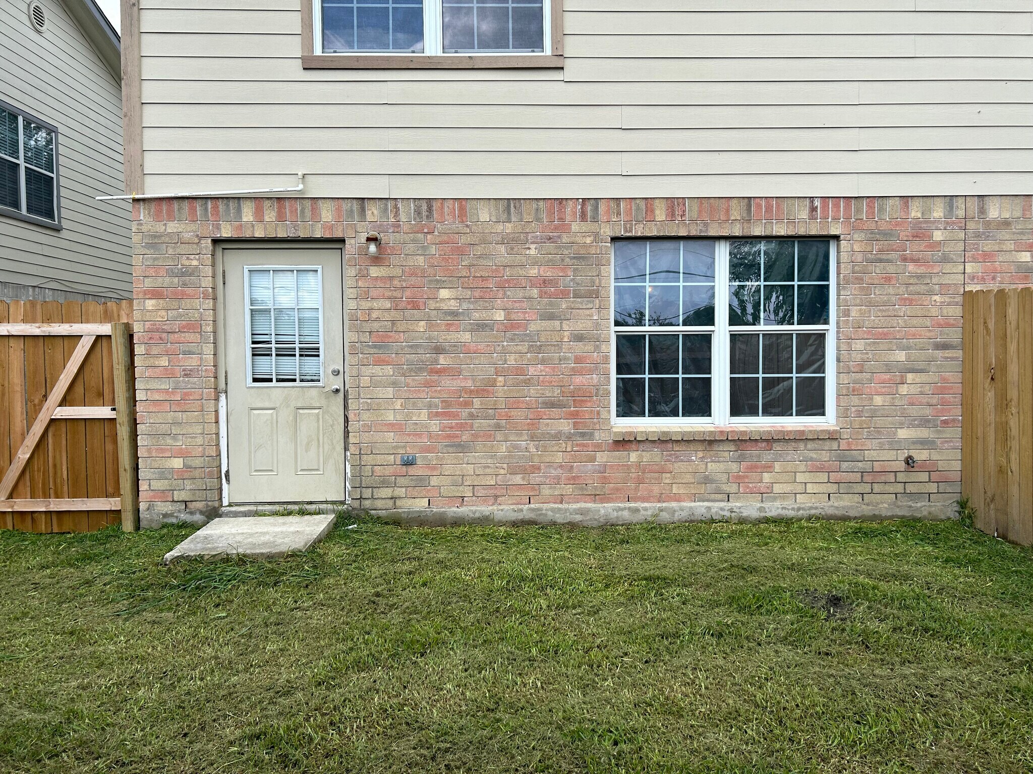 Building Photo - 13613 Woodstone Way