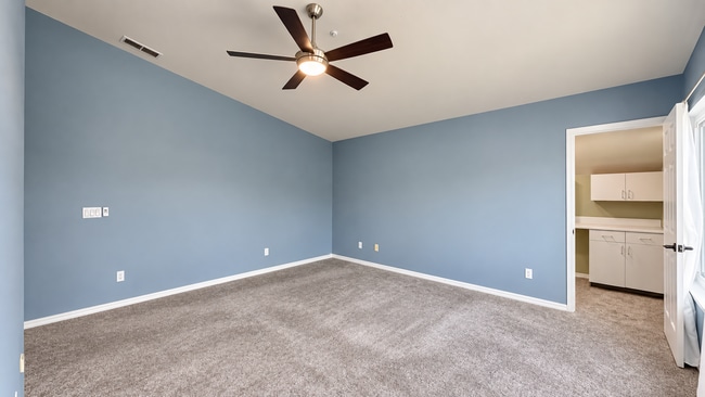 Building Photo - 3878 Loch Lomand Way