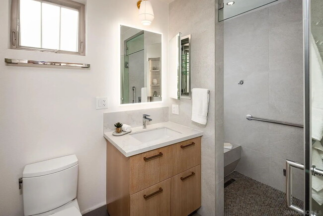 Building Photo - "Cozy 2-Bed Retreat in Chula Vista – Your Perfect California Haven!"