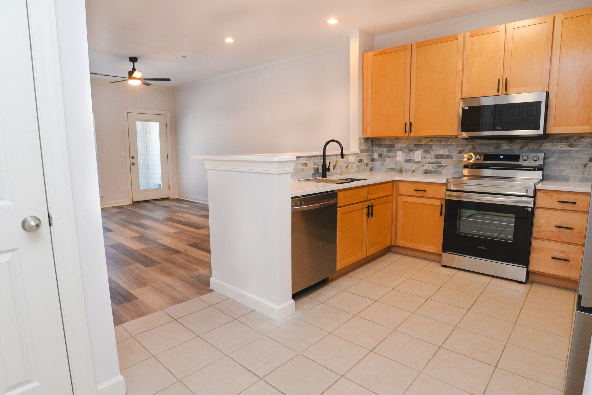 Building Photo - 1500 Cadfel Ct