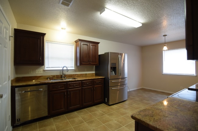 Building Photo - 3509 John Haedge Dr