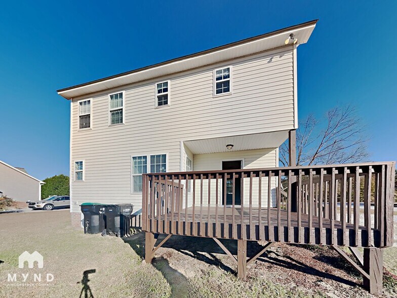 Building Photo - 1021 Brack Pl