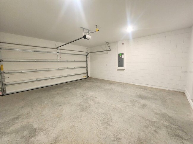 Building Photo - 1220 Belle Isle Ln