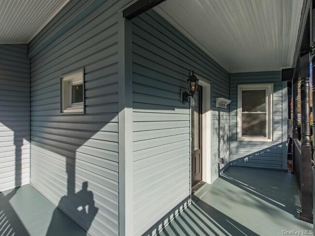 Building Photo - 232 Franklin Ave