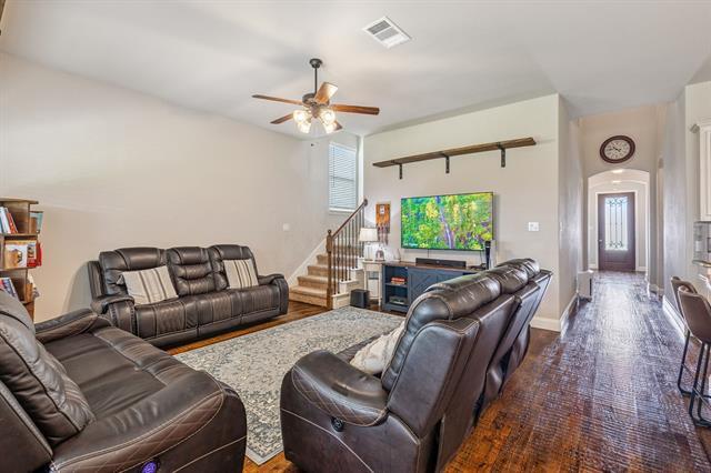 Building Photo - 3234 Cumby Dr