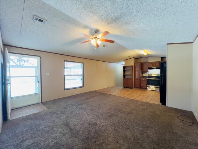 Building Photo - 788 County Rd 3479J