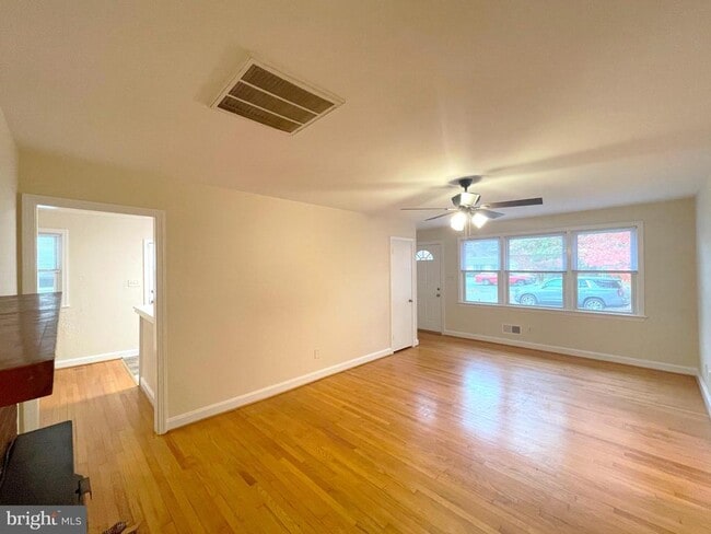 Building Photo - 3894 Old Washington Rd