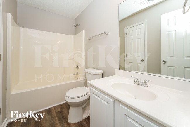 Building Photo - 255 Fieldview Ln