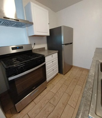 Building Photo - 4635 N Bellflower Blvd