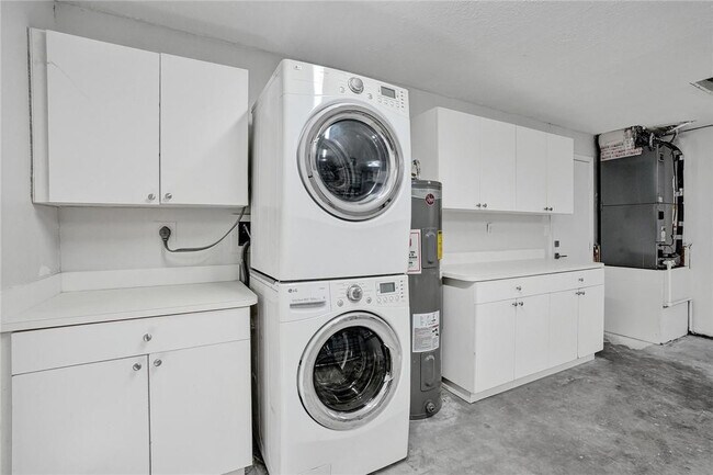 Building Photo - 11627 SW 50th St