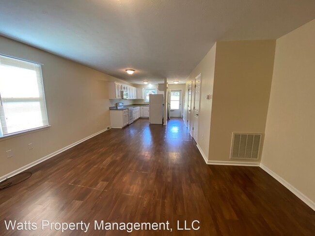 Building Photo - 2 br, 1.5 bath House - 901-1 Red Hill Rd