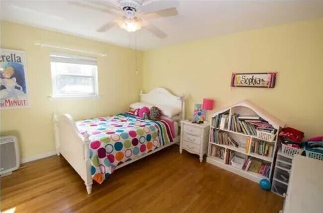 Building Photo - 4204 Maplewood Ct