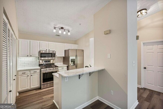 Building Photo - 1371 Keys Crossing Dr NE