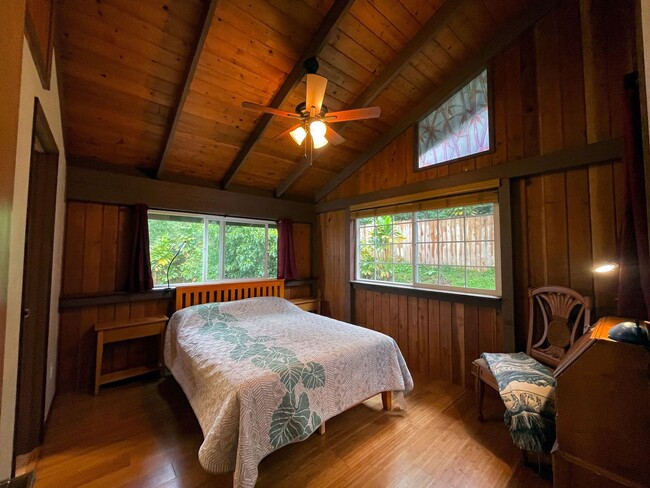 Building Photo - Charming Hamakua Coast Furnished Rental Available: 2 BR / 1.75 BA