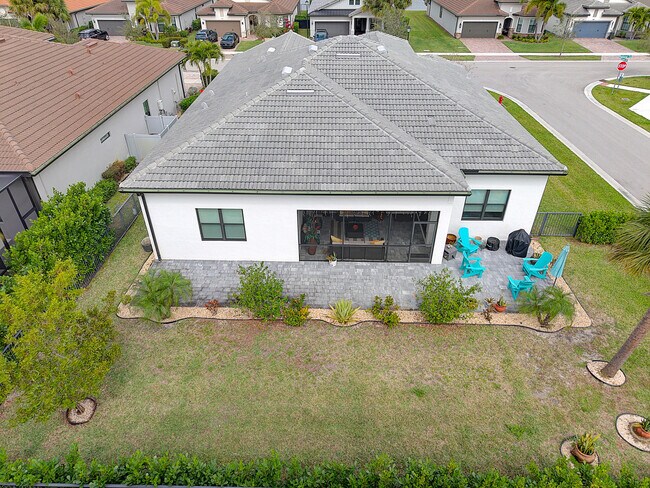 Building Photo - 8324 Pedigree Cir