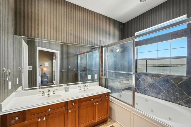 Building Photo - 2918 Ranch Rd 620 N