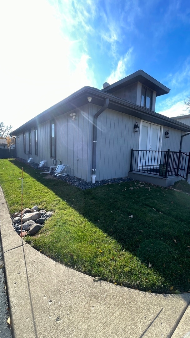 Building Photo - 26073 W Grand Ave