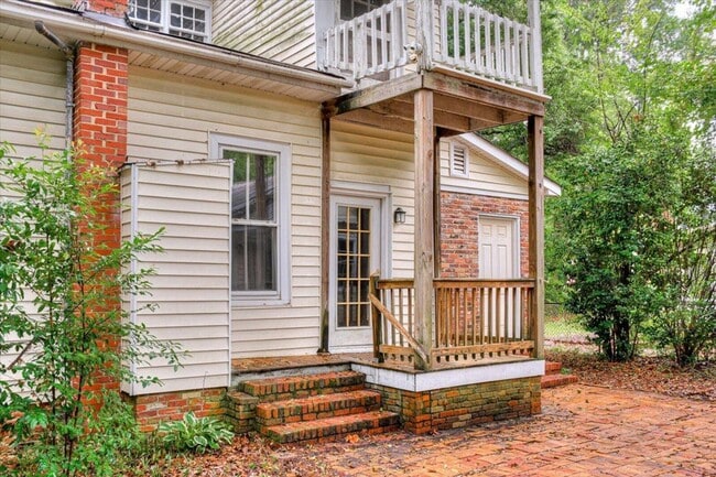 Building Photo - 1841 Ohio Ave