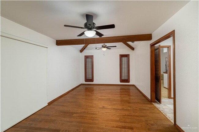 Building Photo - 19 Xanthisma Ave