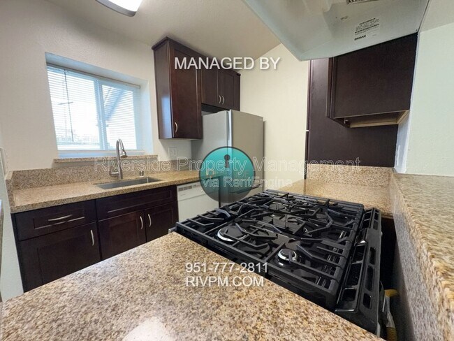 Building Photo - 9505 Arlington Ave