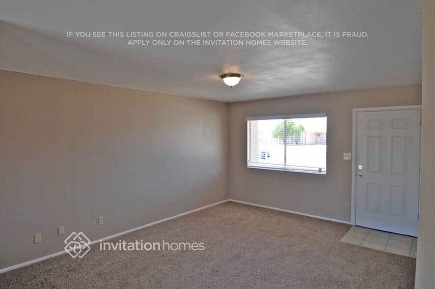 Building Photo - 3420 W Grovers Ave