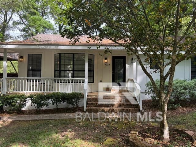 Building Photo - 7067 Hickory Ln