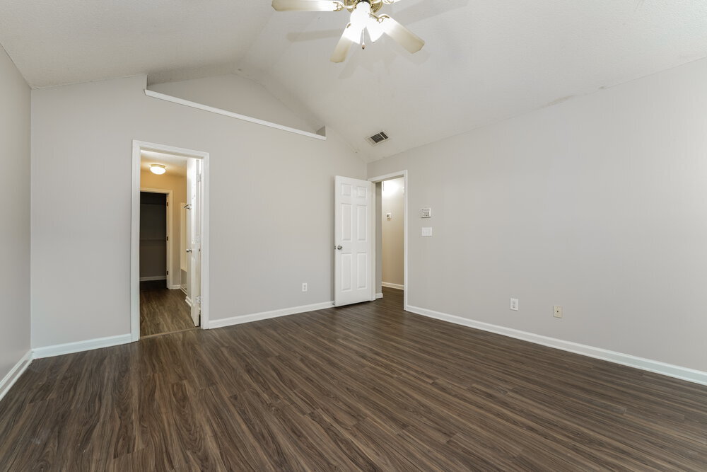 Building Photo - 6626 Browns Mill Ferry Dr