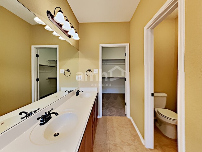 Building Photo - 8410 Apache Bend