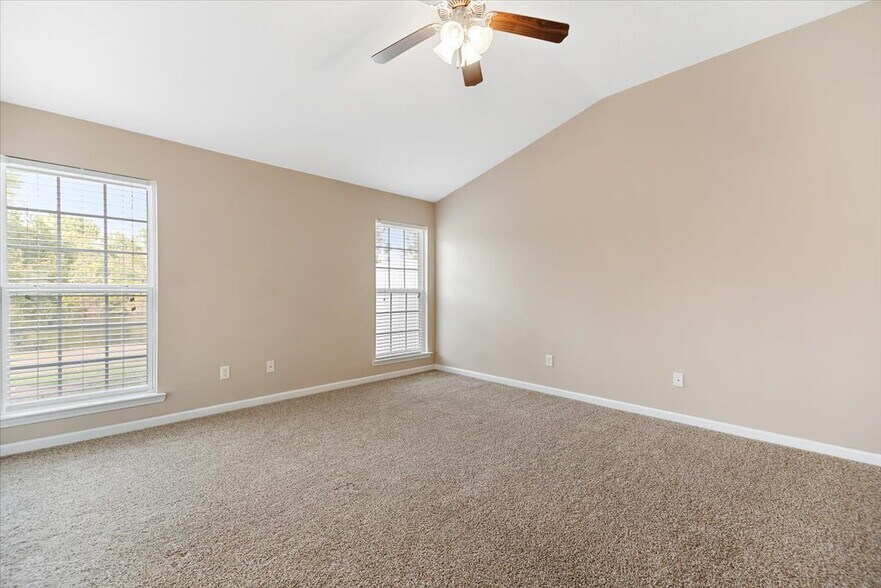Great Room - 401 Barry McCaffrey Blvd