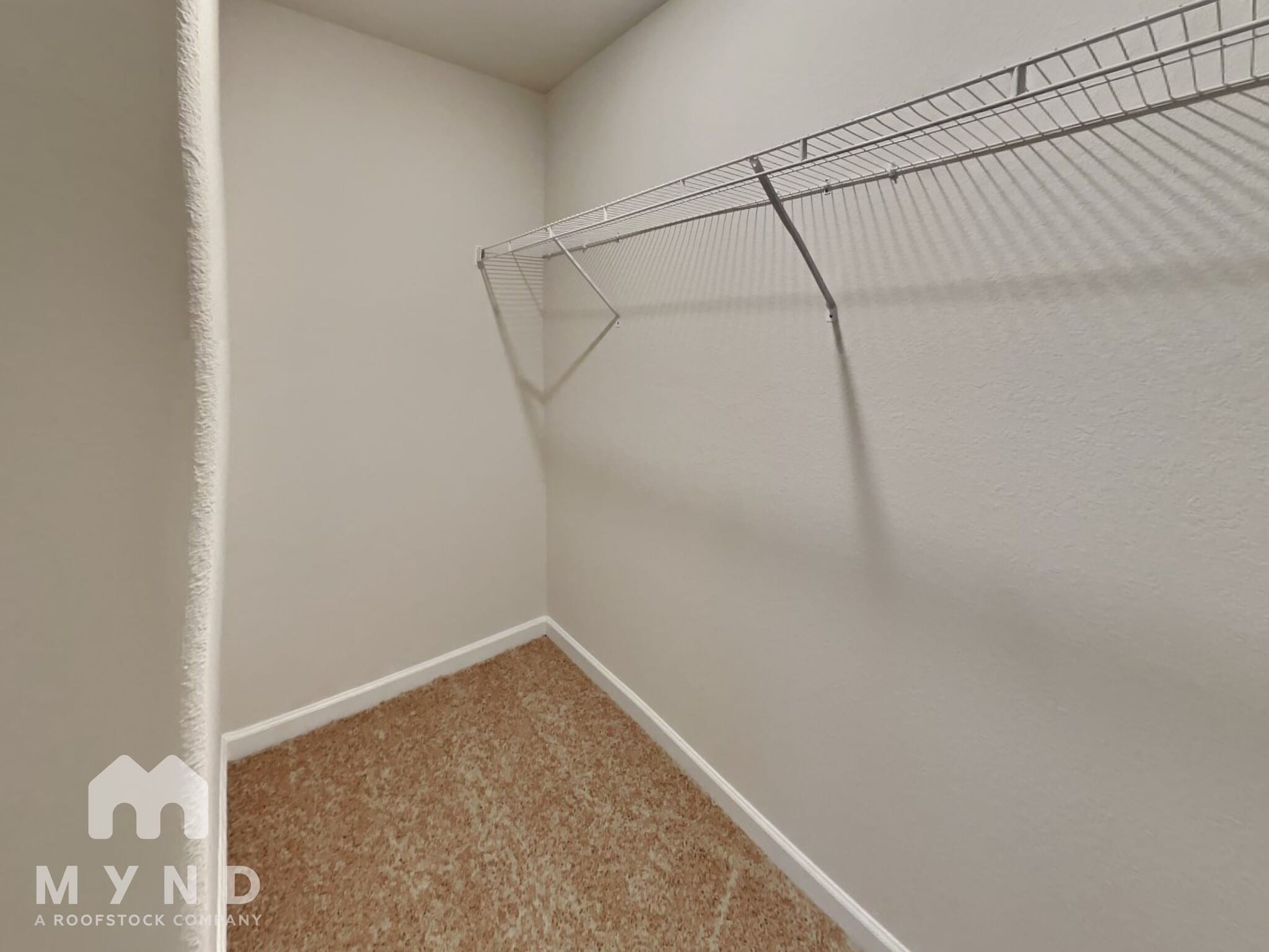 Building Photo - 283 New Villas St