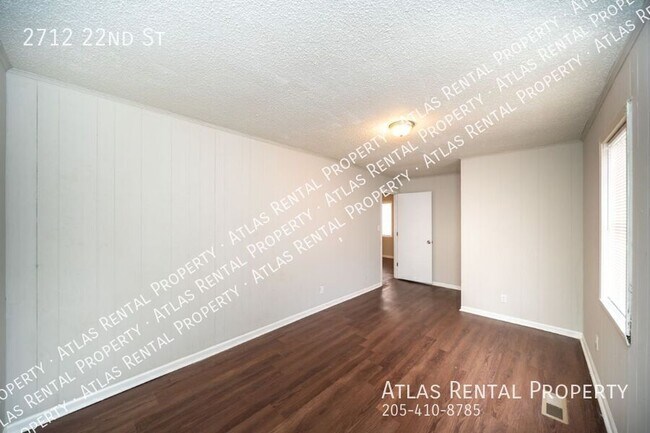 Building Photo - 2712 22nd St