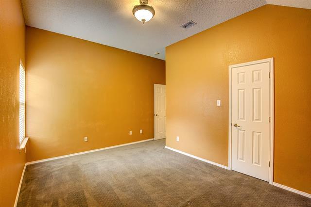 Building Photo - 5713 Meadows Way