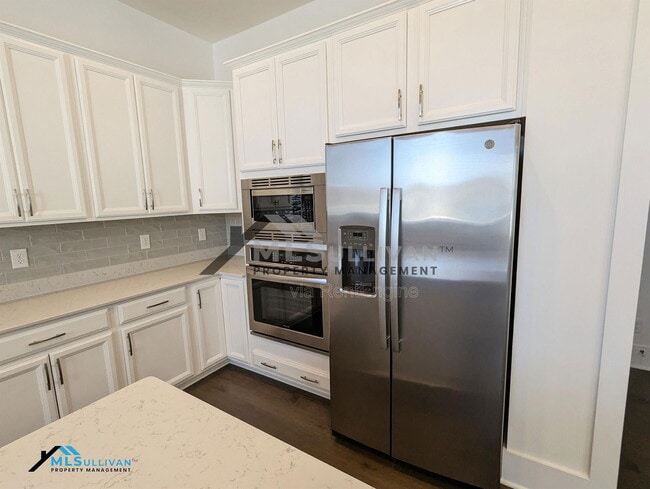 Building Photo - 1100 Fly Catcher Ct