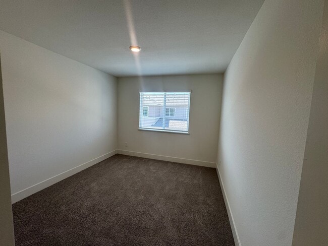 Building Photo - Brand New 3 Bed / 2.5 Bath Home for Rent –...