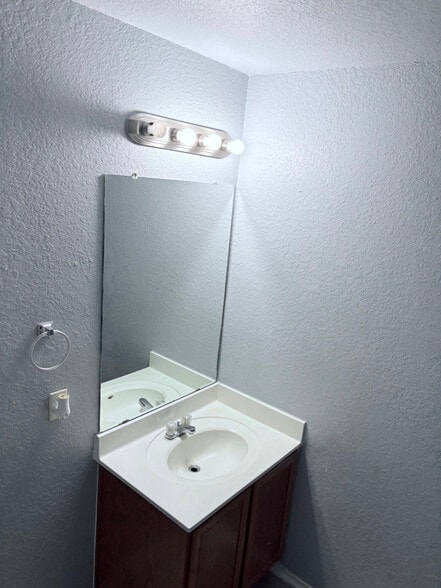 Building Photo - 7444 Barrel Stage