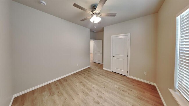 Building Photo - Luxury NEW 2 Bedroom 2 Bathroom Cottage in 55+ Community in Warr Acres (LAWN CARE INCLUDED)