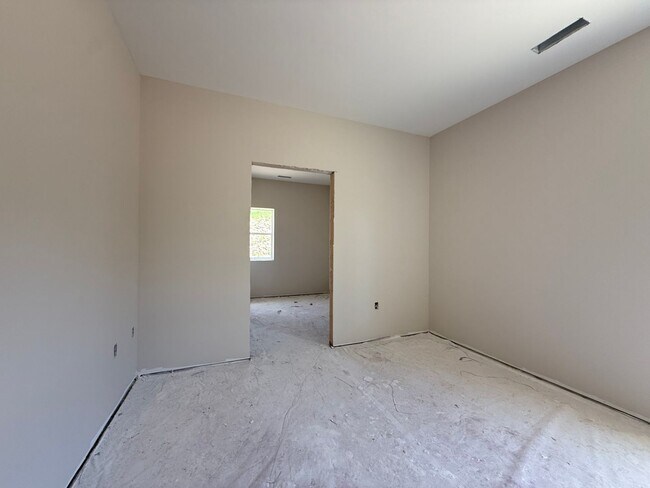 Building Photo - Pre-Leasing Now: Buffalo Ridge Townhomes | 2 Bed, 2 Bath, Attached Garage