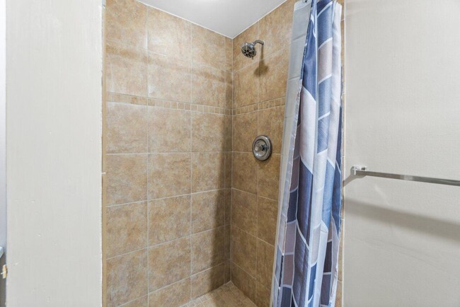 Building Photo - 4001 40th Way
