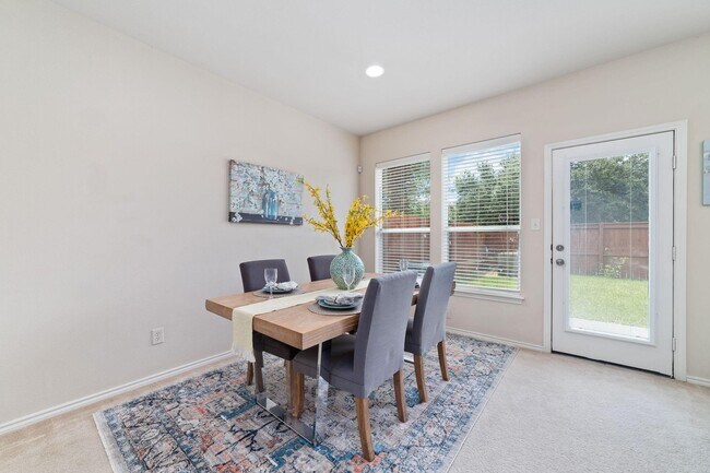 Building Photo - 14923 Tuttle Point Dr