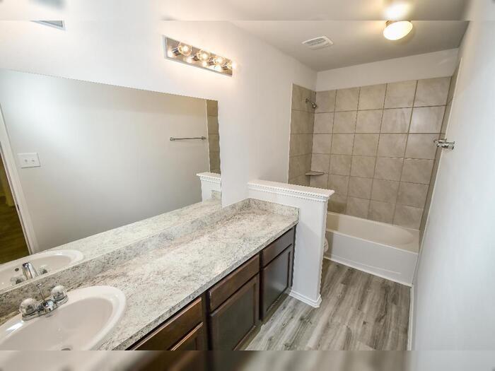 Building Photo - 2335 Applewhite Mdw