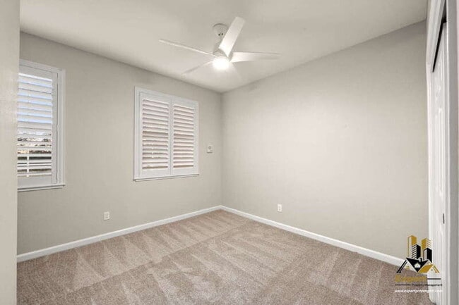 Building Photo - 5291 Bryant Rd