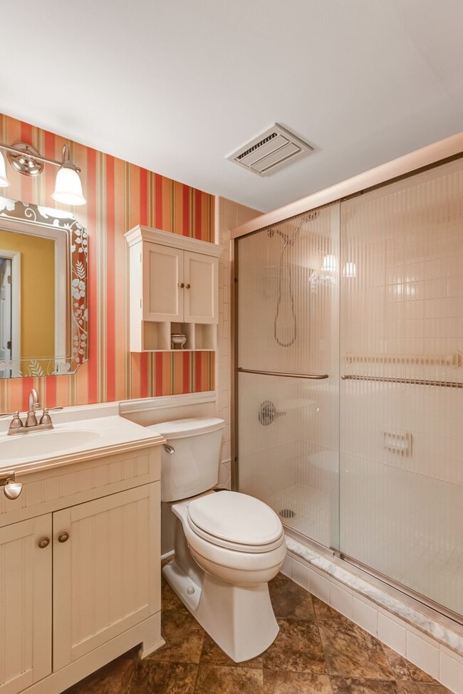 Building Photo - ** PARK SHORE ** 2 BED / 2 BATH - CONDO - ...