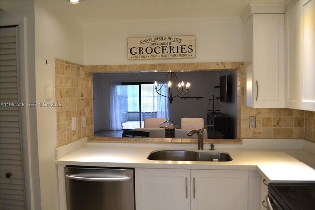 Building Photo - 9944 NW 41st St