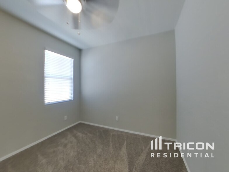 Building Photo - 42049 W Lunar St