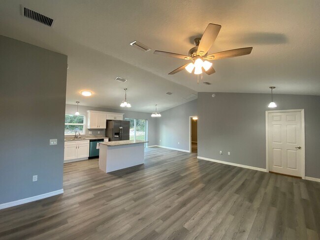 Building Photo - 2901 SW 173rd Street Rd