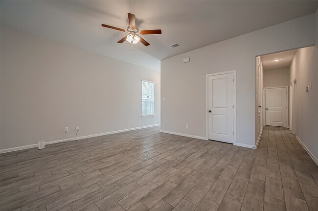 Building Photo - 12934 California Palm Ct