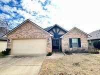 Building Photo - Community pool.. Close to Barksdale Air Fo...