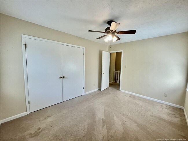 Building Photo - 384 Bahama Loop