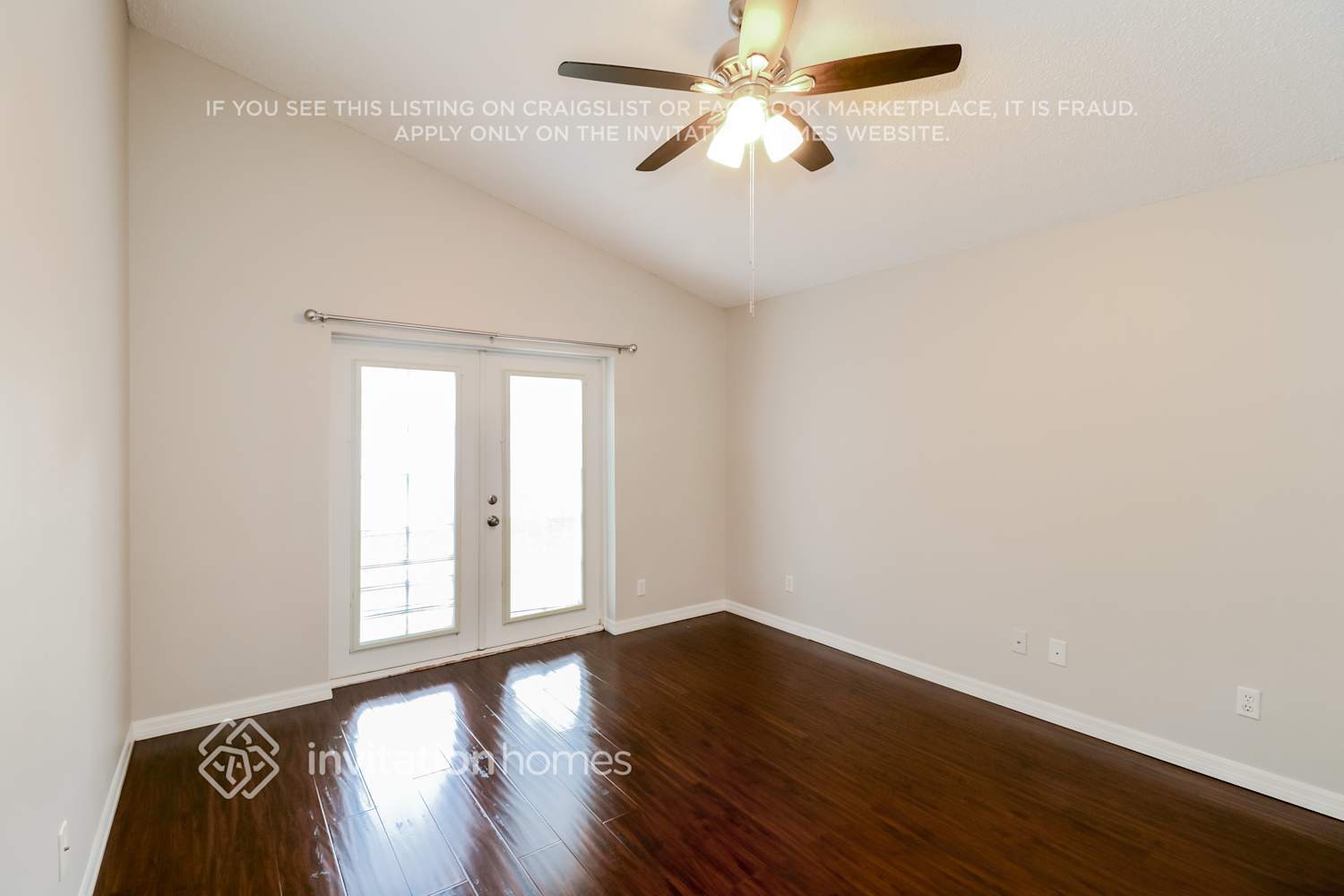 Building Photo - 4021 Fontana Pl